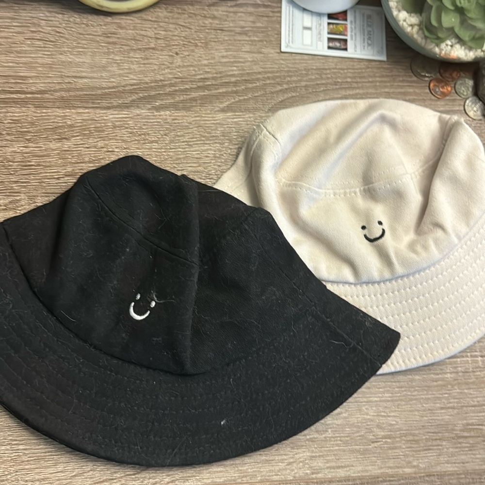 Bucket hats